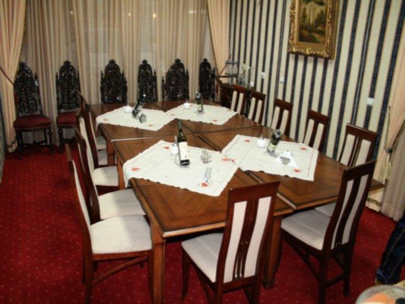 Hotel Kosta'S Podgorica Zewnętrze zdjęcie