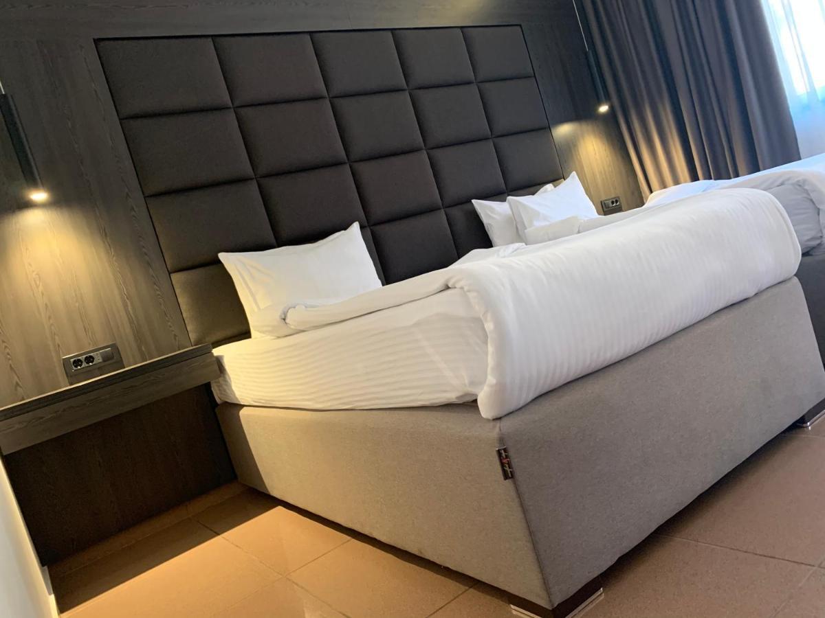 Hotel Kosta'S Podgorica Zewnętrze zdjęcie